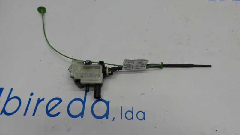 Mécanisme d'ouverture du réservoir de carburant BMW 3 Coupé (E92) | 05 - 13