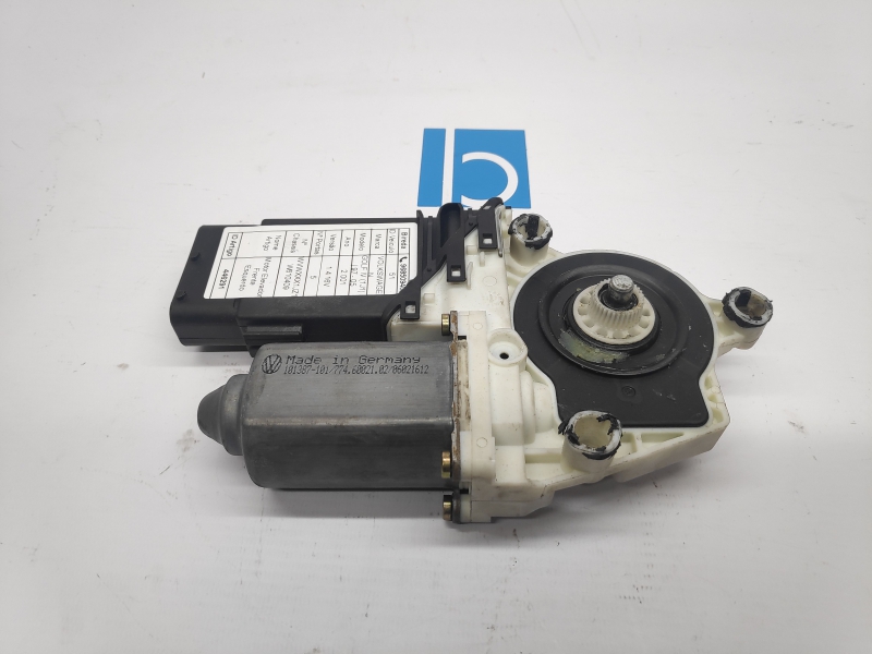 Motor Elevador Frente Esquerdo VOLKSWAGEN GOLF IV (1J1) | 97 - 07