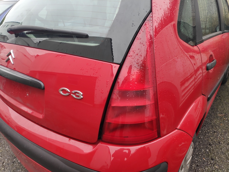 Farolim Tras Direito (446615).