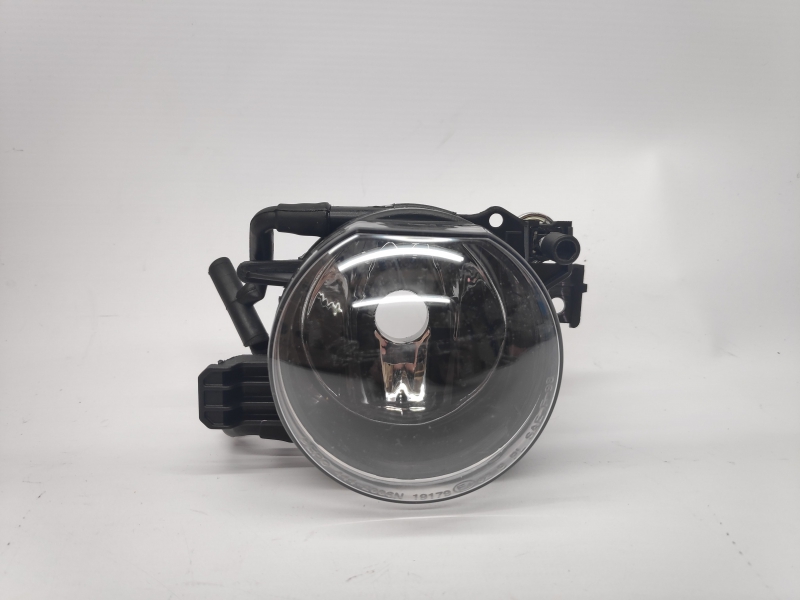 Farol Nevoeiro Direito BMW 7 (E65, E66, E67) | 01 - 09