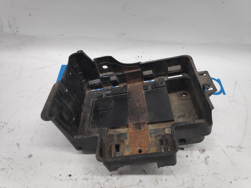 Boîte de batterie FORD TRANSIT CONNECT (P65_, P70_, P80_) | 02 - 