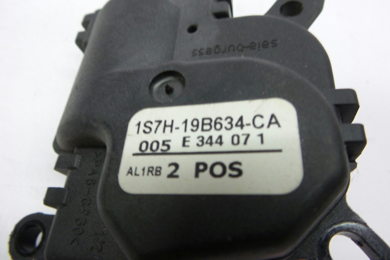 Motor Regulaçao Comporta Chauffage FORD TRANSIT CONNECT (P65_, P70_, P80_) | 02 -  Imagem-2