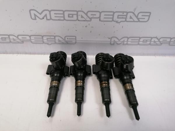 Conjunto Injectores AUDI A3 (8P1) | 03 - 13