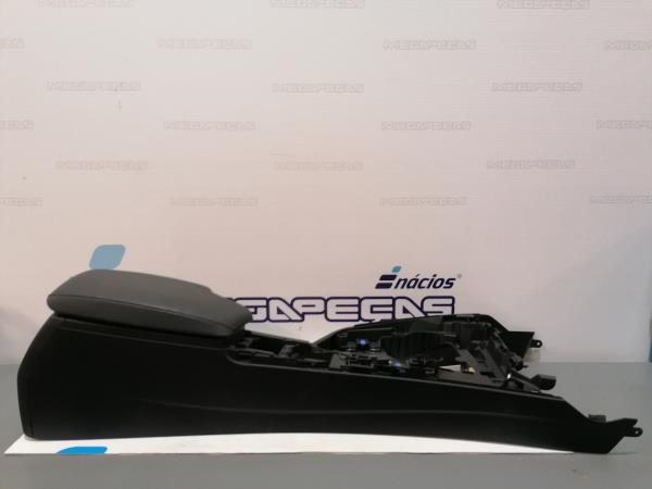 Consola central BMW 3 (F30, F80) | 11 - 18