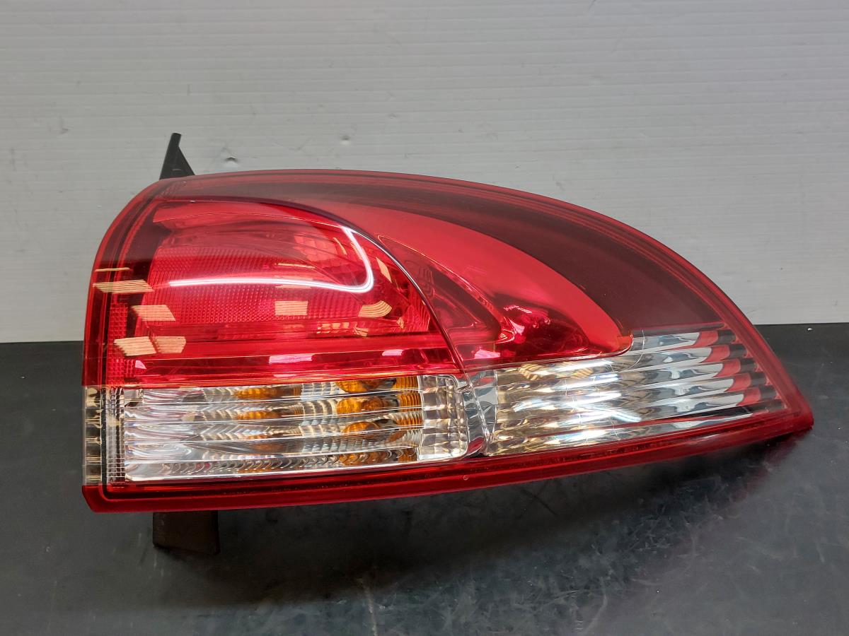 Right Tail Light  RENAULT CLIO IV Grandtour (KH_) | 13 - 