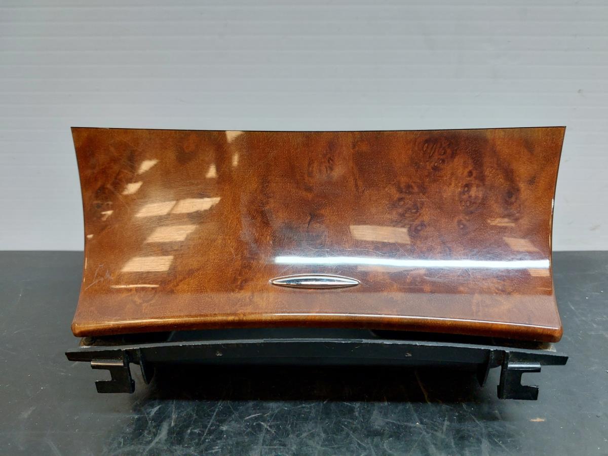 Cinzeiro MERCEDES-BENZ E-CLASS (W211) | 02 - 09