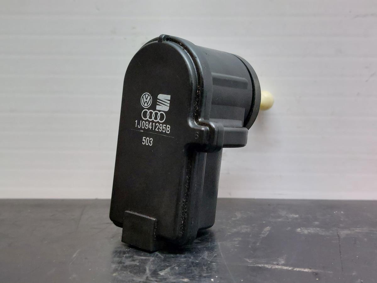 Motor regulação Farol/Otica SEAT LEON (1M1) | 99 - 06