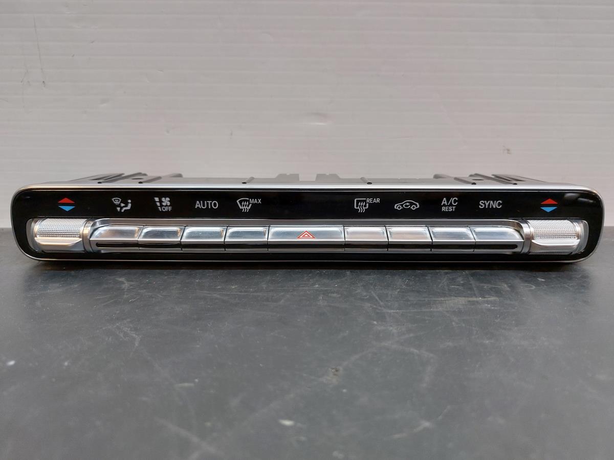 Comando da sofagem (ECU AC) MERCEDES-BENZ A-CLASS (W177) | 18 - 