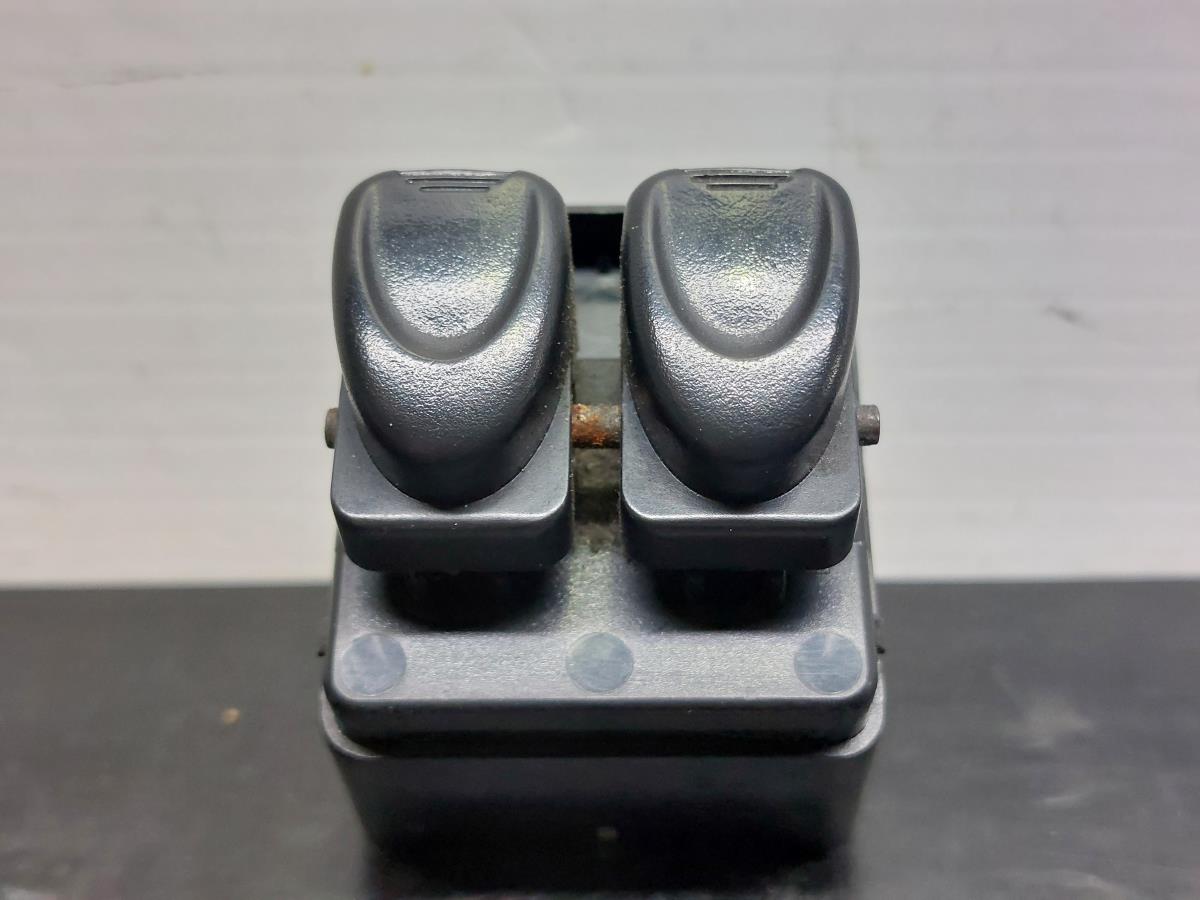 Interruptor vidro frente esquerdo DAEWOO MATIZ (M100, M150) | 98 - 