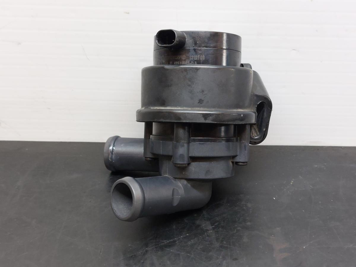 Bomba Agua Auxiliar VOLVO S60 II (134) | 10 - 