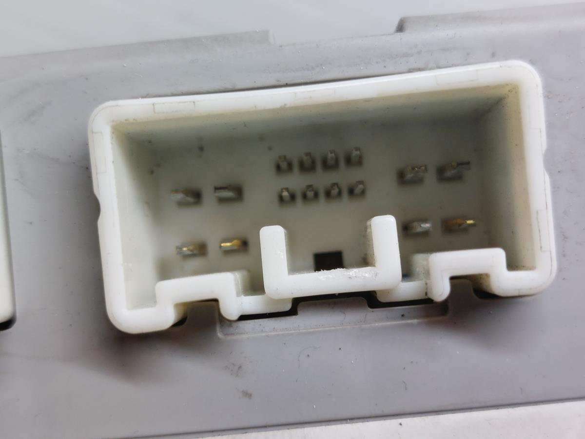BSI / BCM / Modulo Confort MAZDA 6 Station Wagon (GY) | 02 - 08 Imagem-3