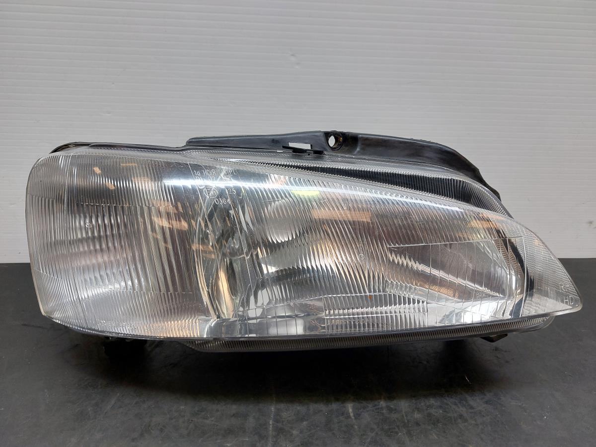 Farol Direito (Otica dta) PEUGEOT 106 II (1A_, 1C_) | 96 - 05