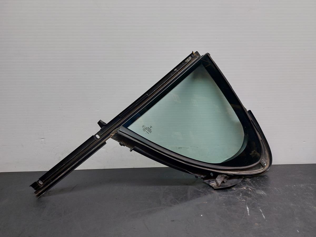 Vidro de porta triangular PORSCHE PANAMERA (970) | 09 - 17
