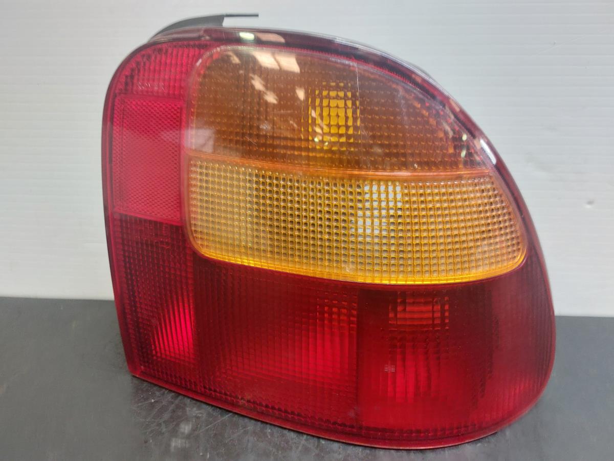 Right Tail Light  ROVER 400 (RT) | 95 - 00