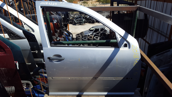 Porta Frente Dto VOLKSWAGEN - ID S_44224