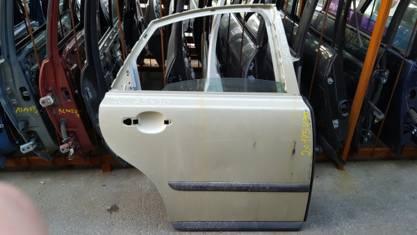 Porta Trás Dto VOLVO - ID S_35429