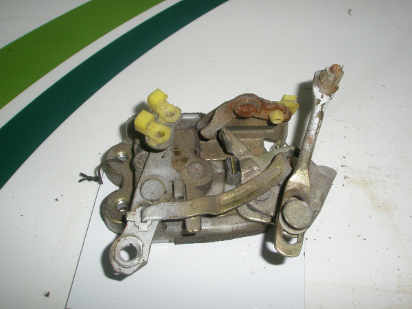 Fecho da Porta Frente Esq HYUNDAI - ID S_39904