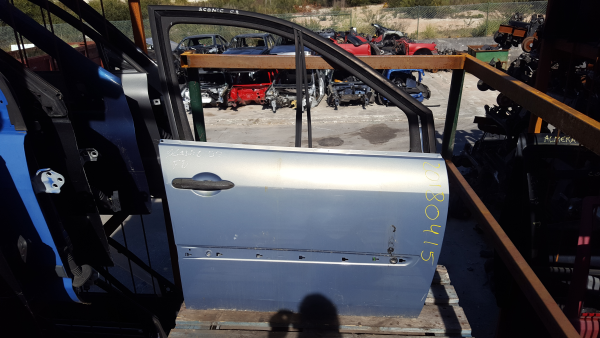 Porta Frente Dto RENAULT - ID S_40414