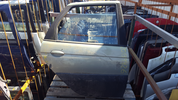 Porta Trás Dto RENAULT - ID S_29425