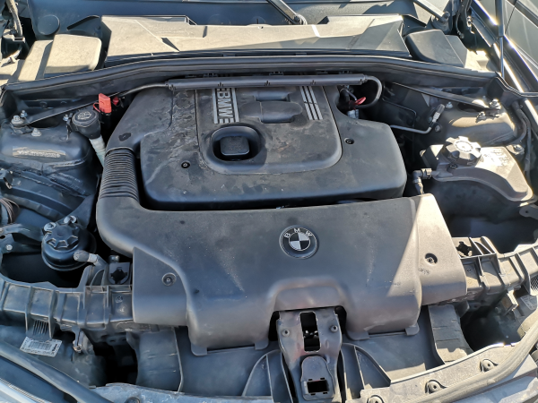 1  BMW - ID V_SALV20140075