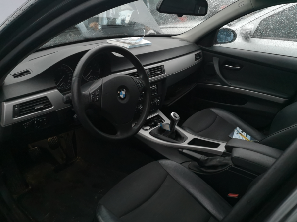 3  BMW - ID V_SALV20140097