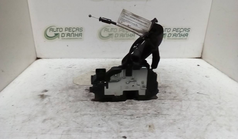 Fecho da Porta Frente Dto RENAULT MEGANE III Hatchback (BZ0/1_) | 08 -  Imagem-1