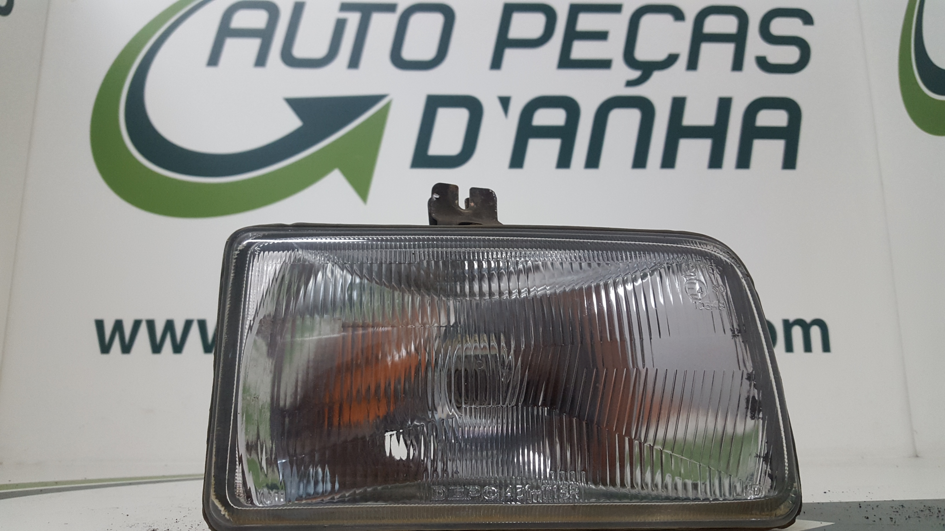 Ótica Dto FORD - ID S_38946