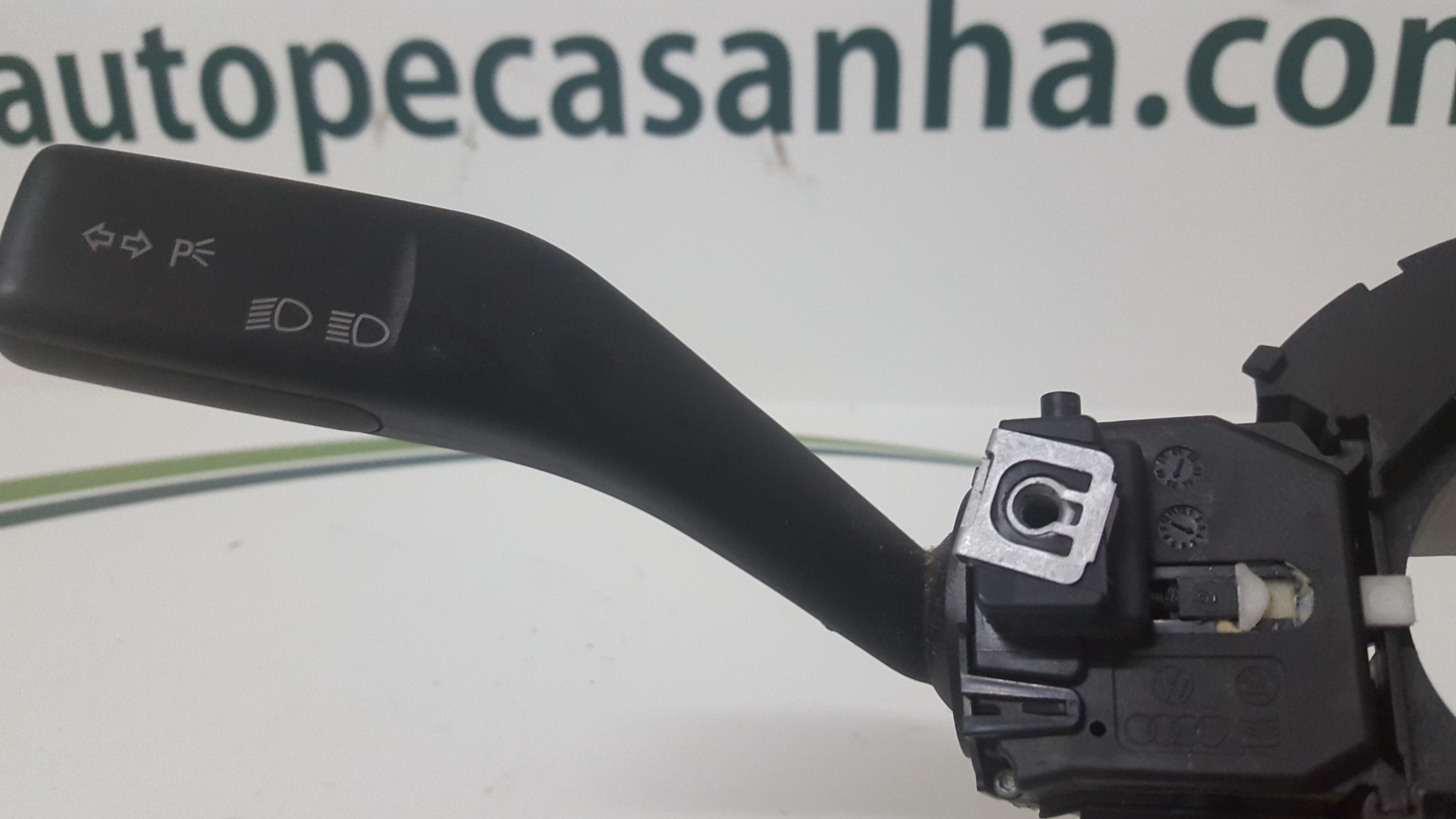 Manipulo Luzes e Piscas VOLKSWAGEN - ID S_39007