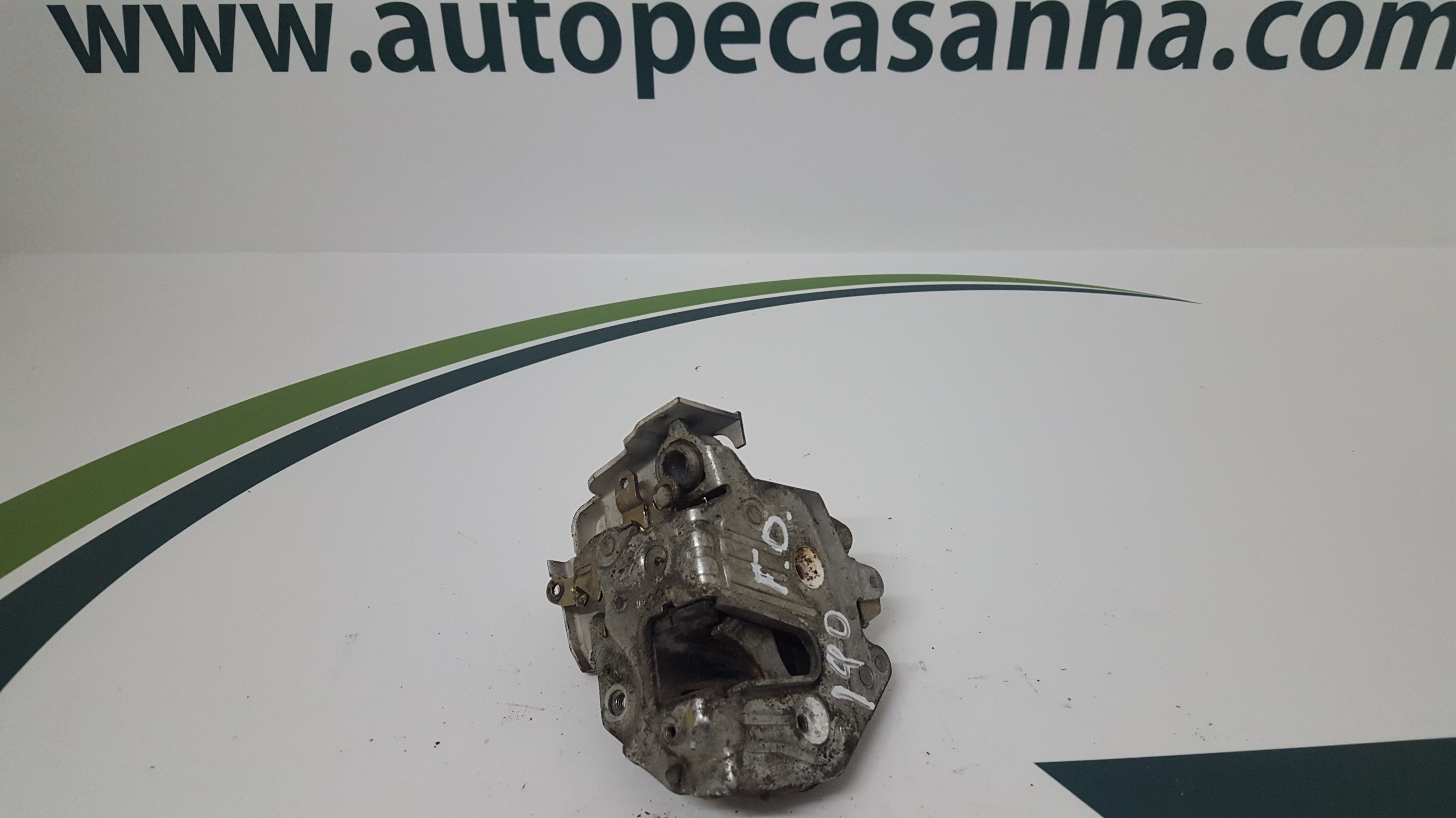 Fecho da Porta Frente Dto MERCEDES-BENZ - ID S_39126