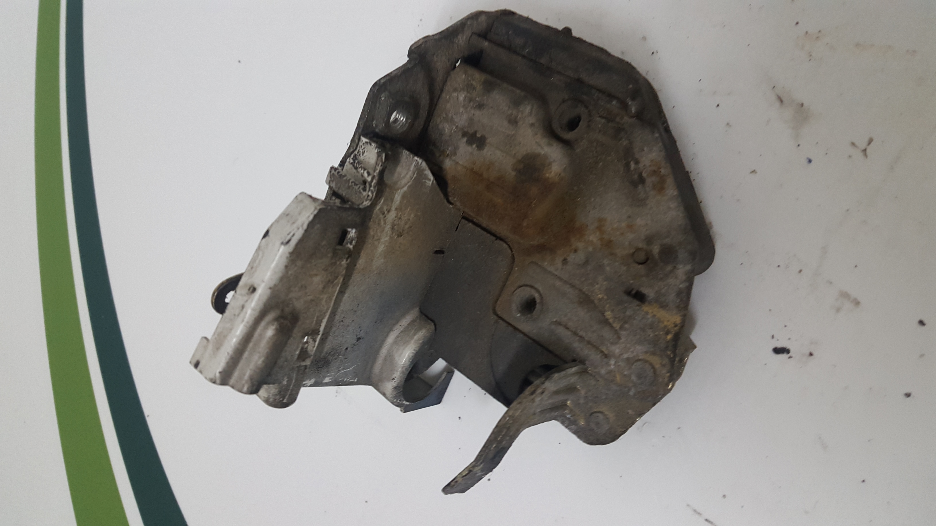 Fecho da Porta Frente Dto MERCEDES-BENZ 190 (W201) | 82 - 93 Imagem-2