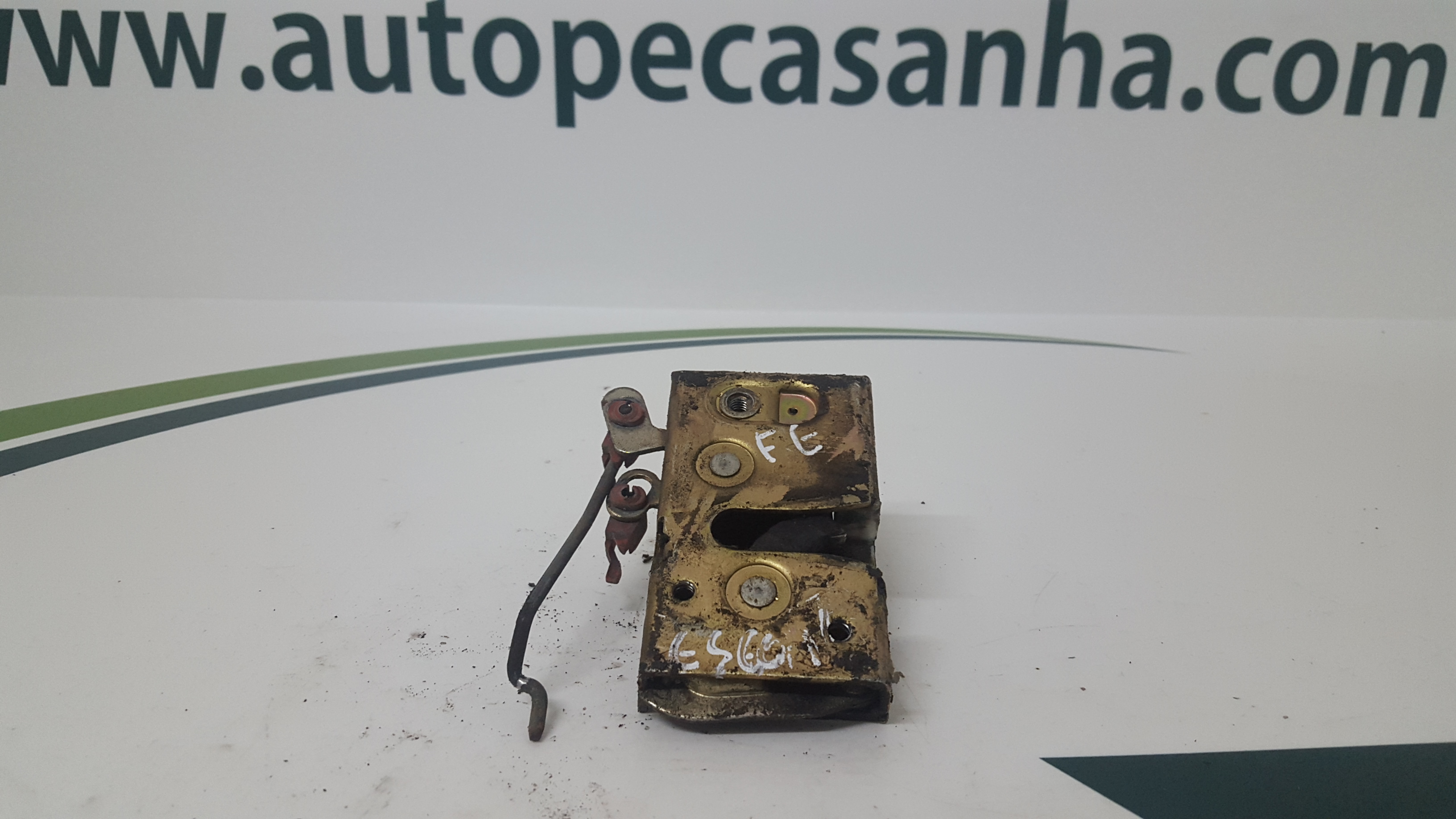 Fecho da Porta Frente Esq FORD - ID S_39145