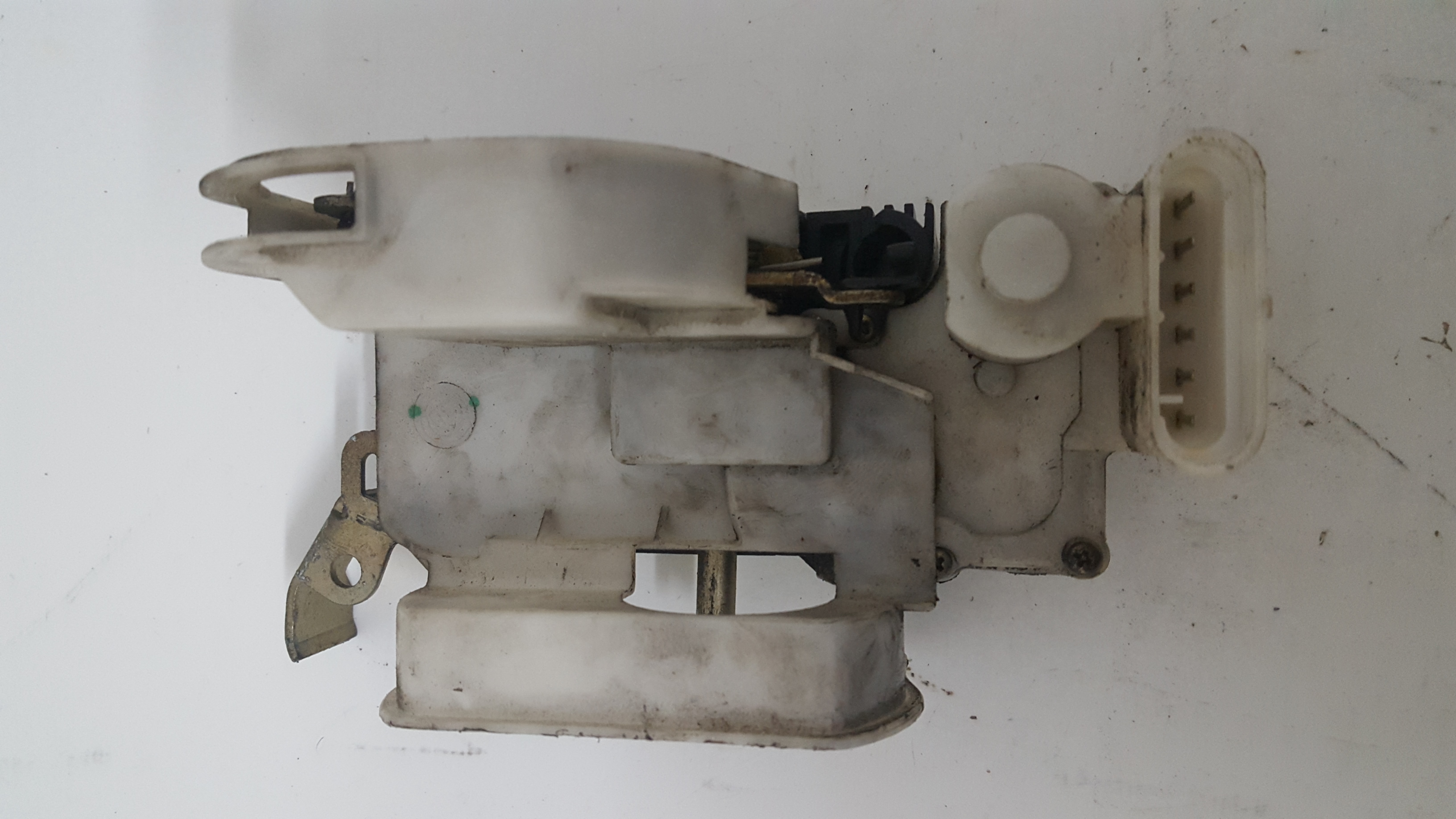 Fecho da Porta Frente Dto FIAT PUNTO (176_) | 93 - 99 Imagem-1