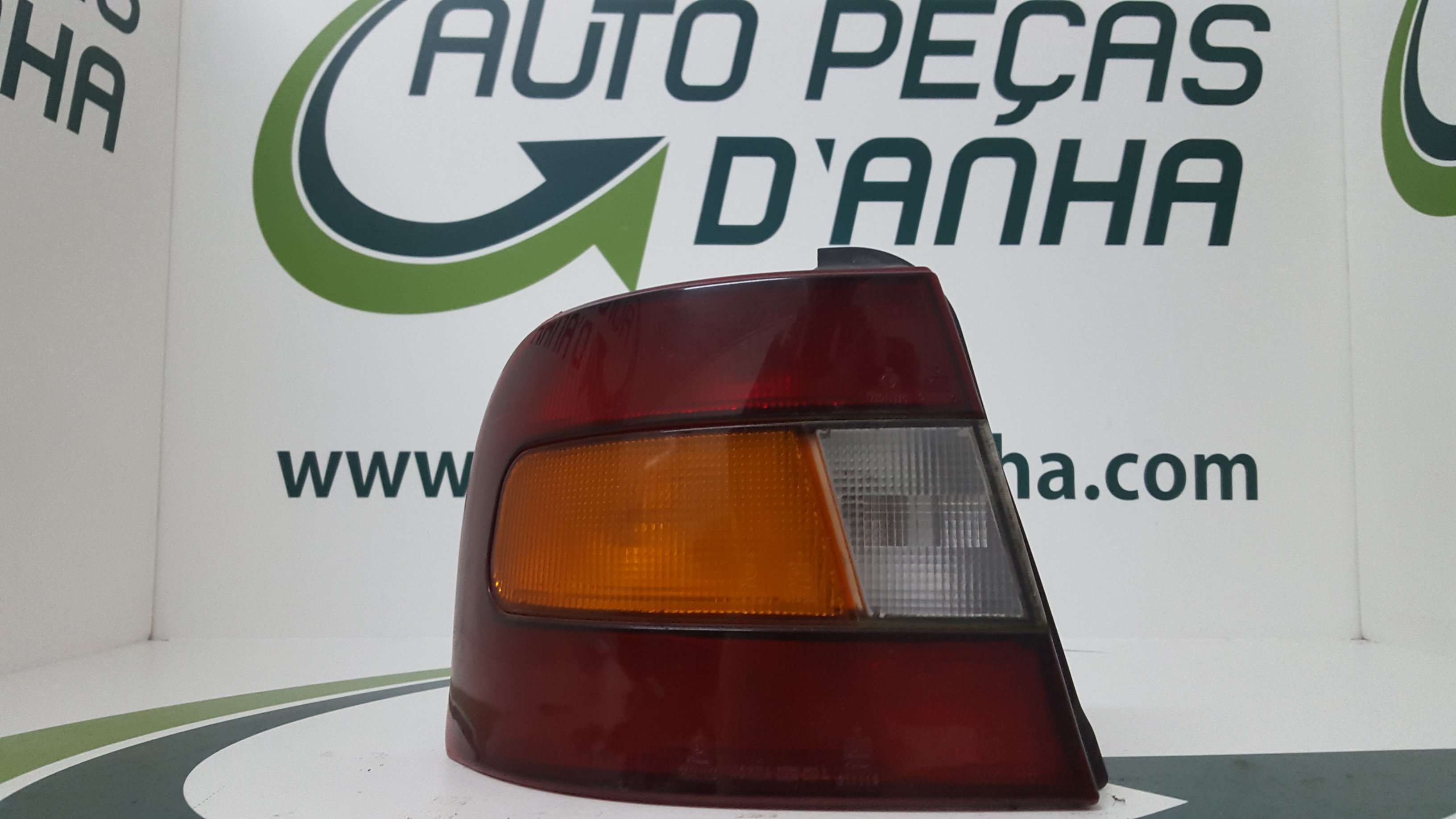 Farolim Stop Esq HYUNDAI - ID S_39492