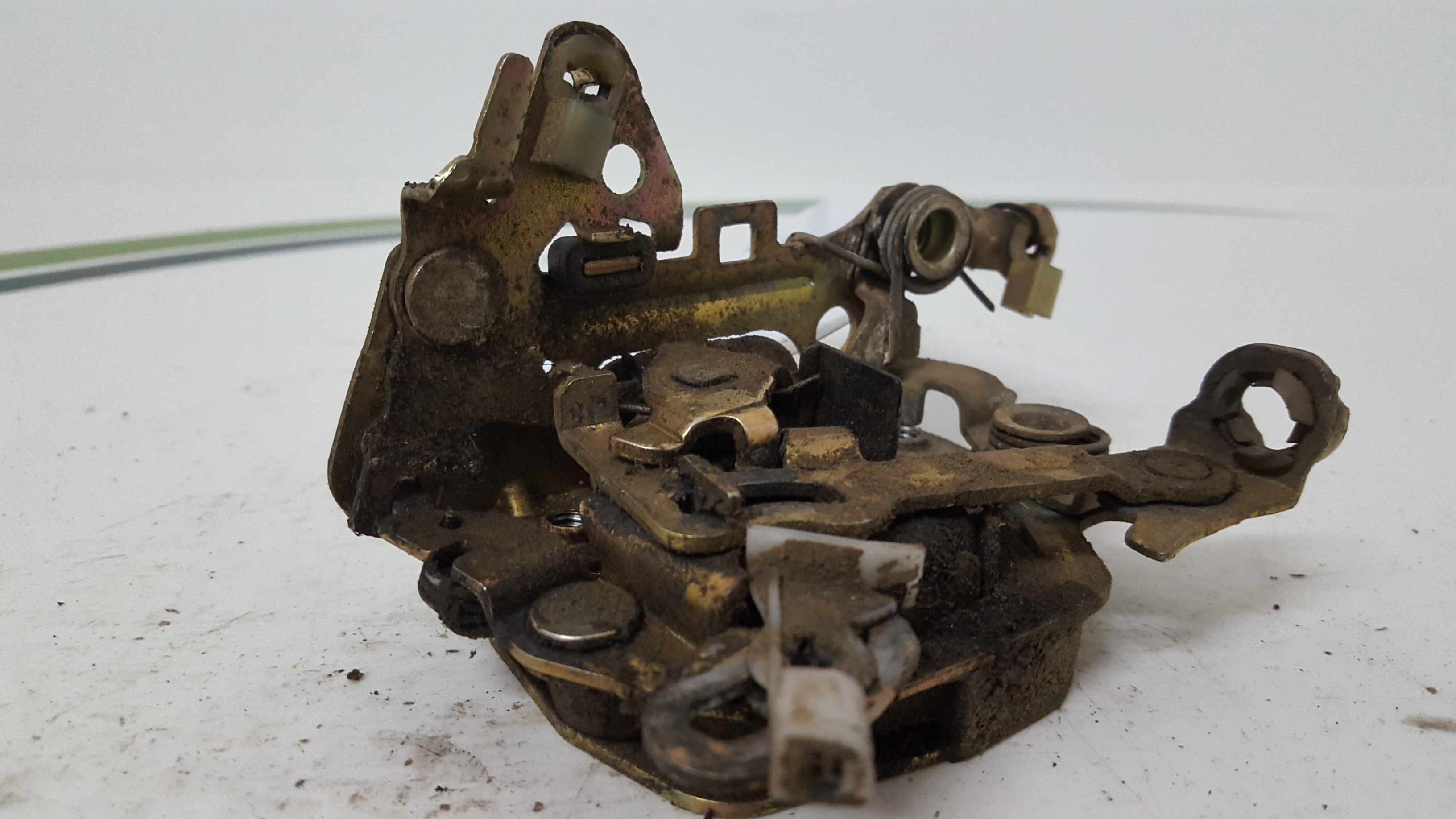 Fecho da Porta Frente Esq OPEL ASTRA F Van (T92) | 91 - 99 Imagem-1