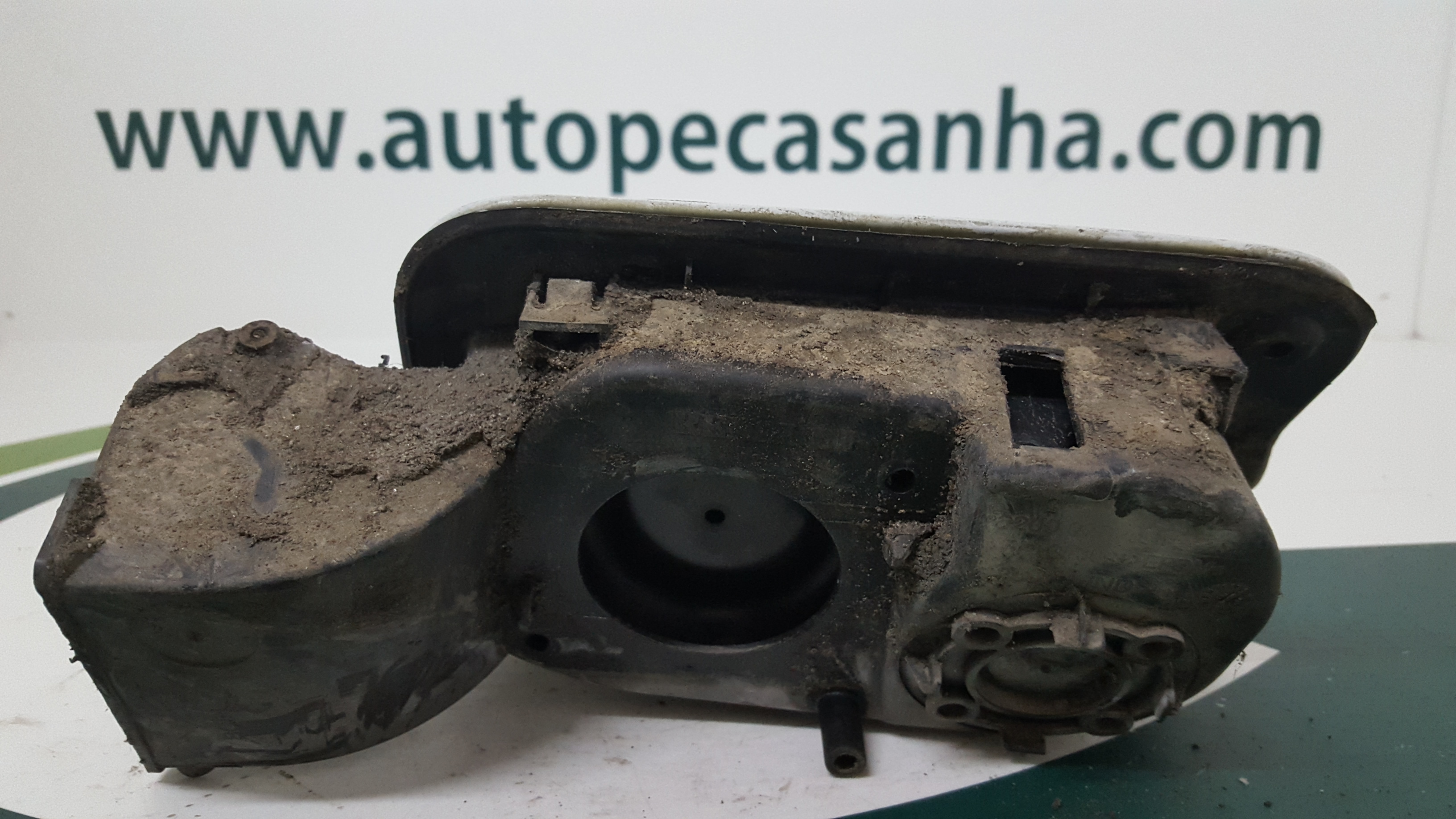 Tampa Exterior de Combustivel RENAULT MEGANE II (BM0/1_, CM0/1_) | 01 - 12 Imagem-1