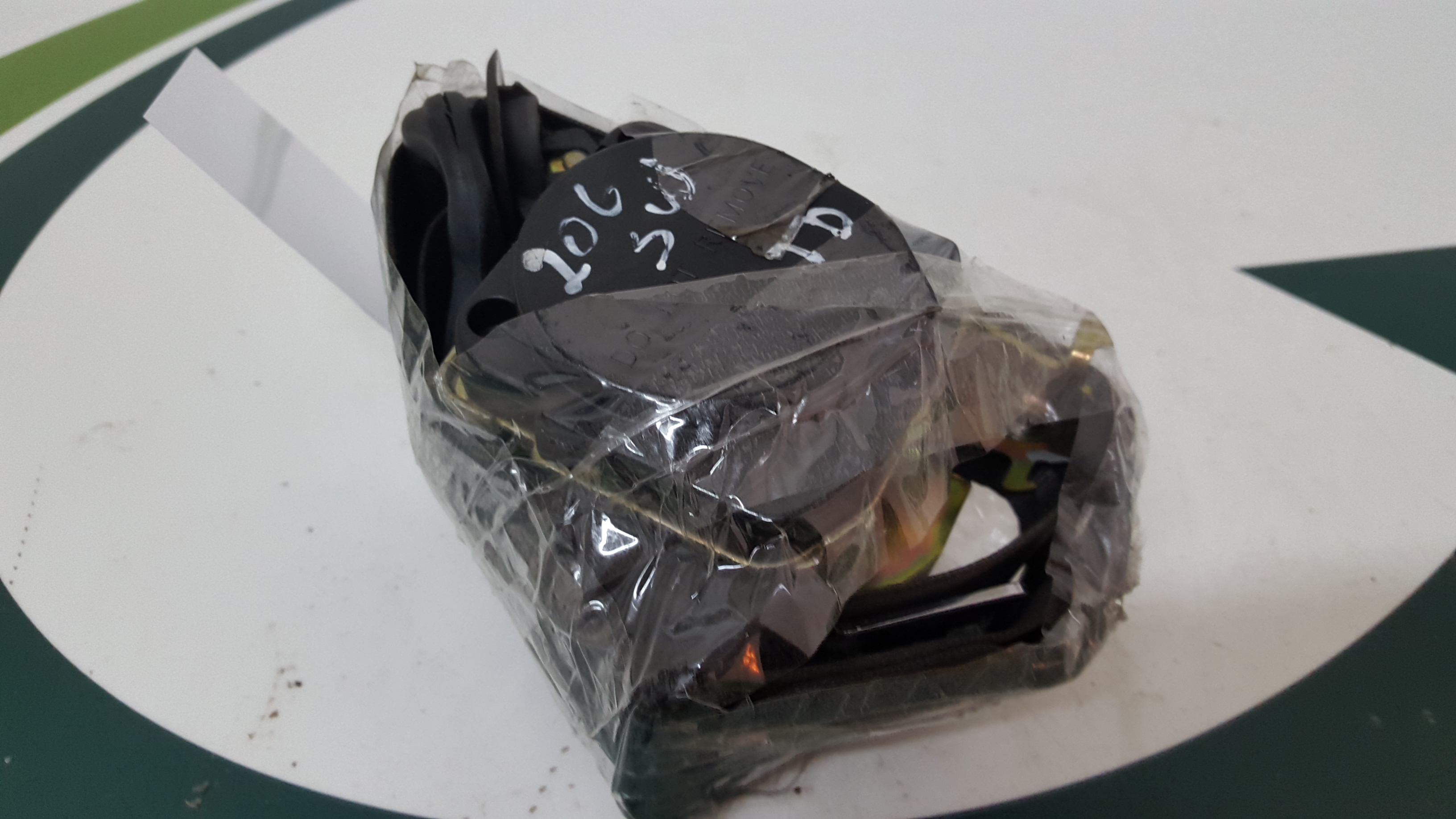 Cinto Trás Dto PEUGEOT - ID S_40269