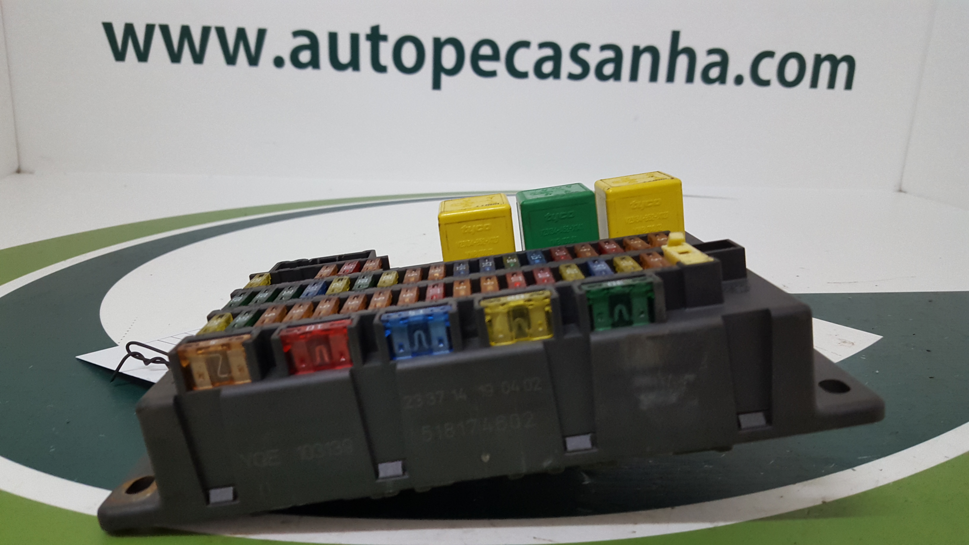 Caixa dos Fusíveis MG MG ZT- T | 01 - 05 Imagem-1