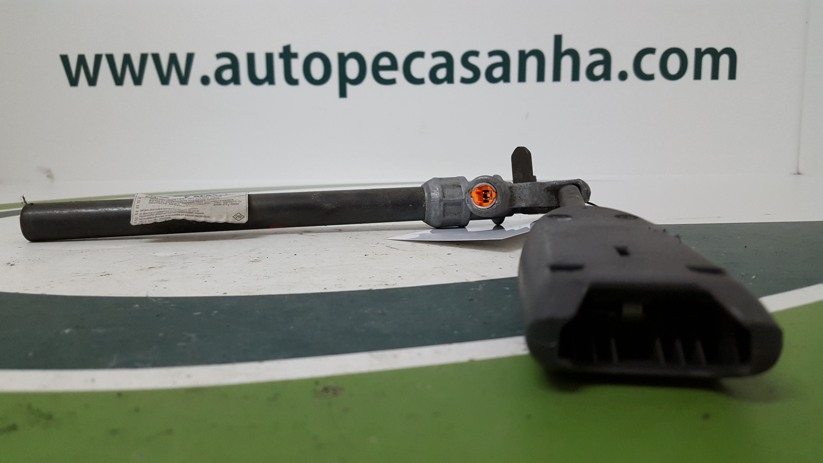 Engate Cinto Frente Esq RENAULT - ID S_41037