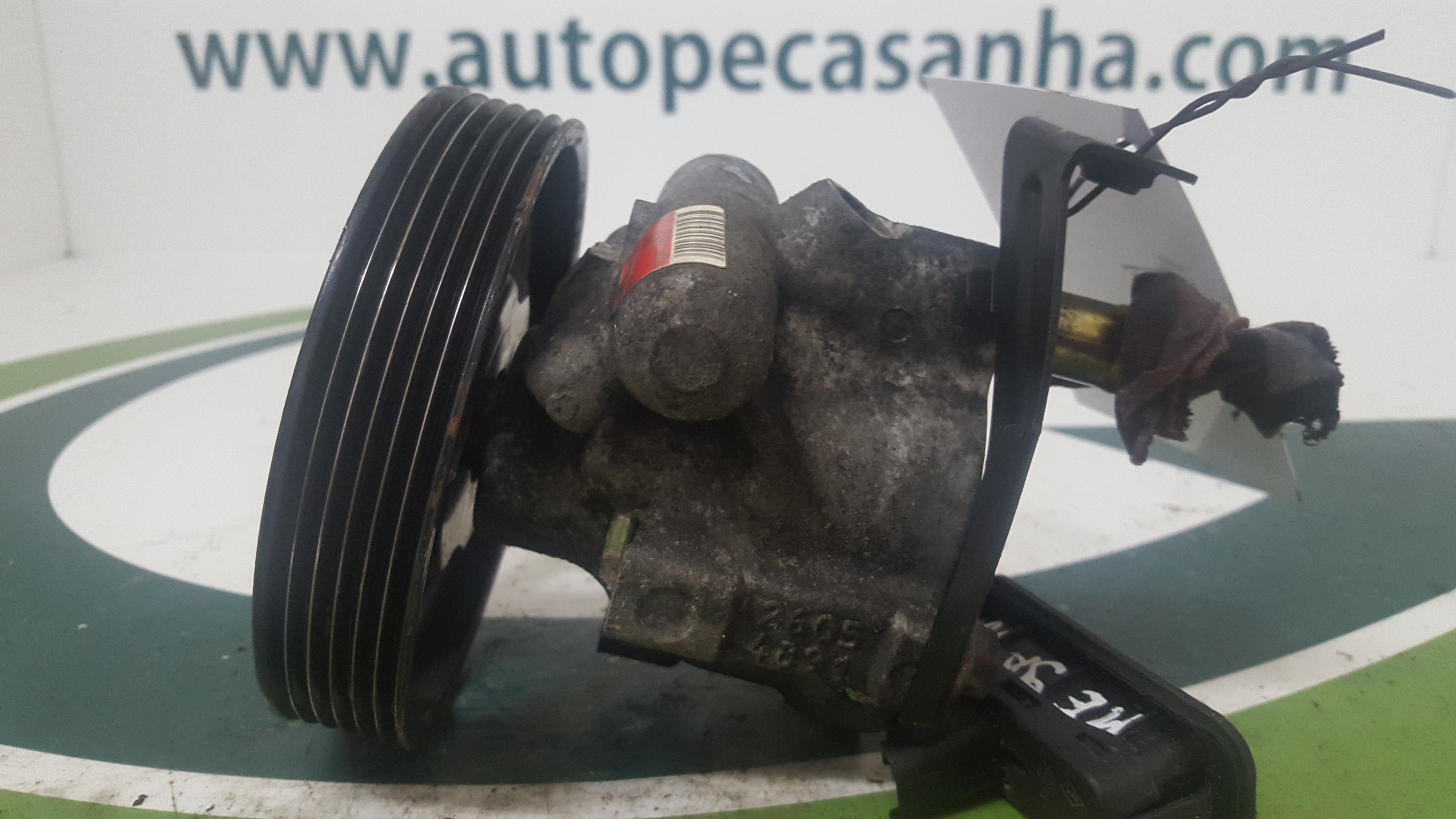 Bomba Direção Assistida VOLVO V40 Combi (645) | 95 - 04 Imagem-1