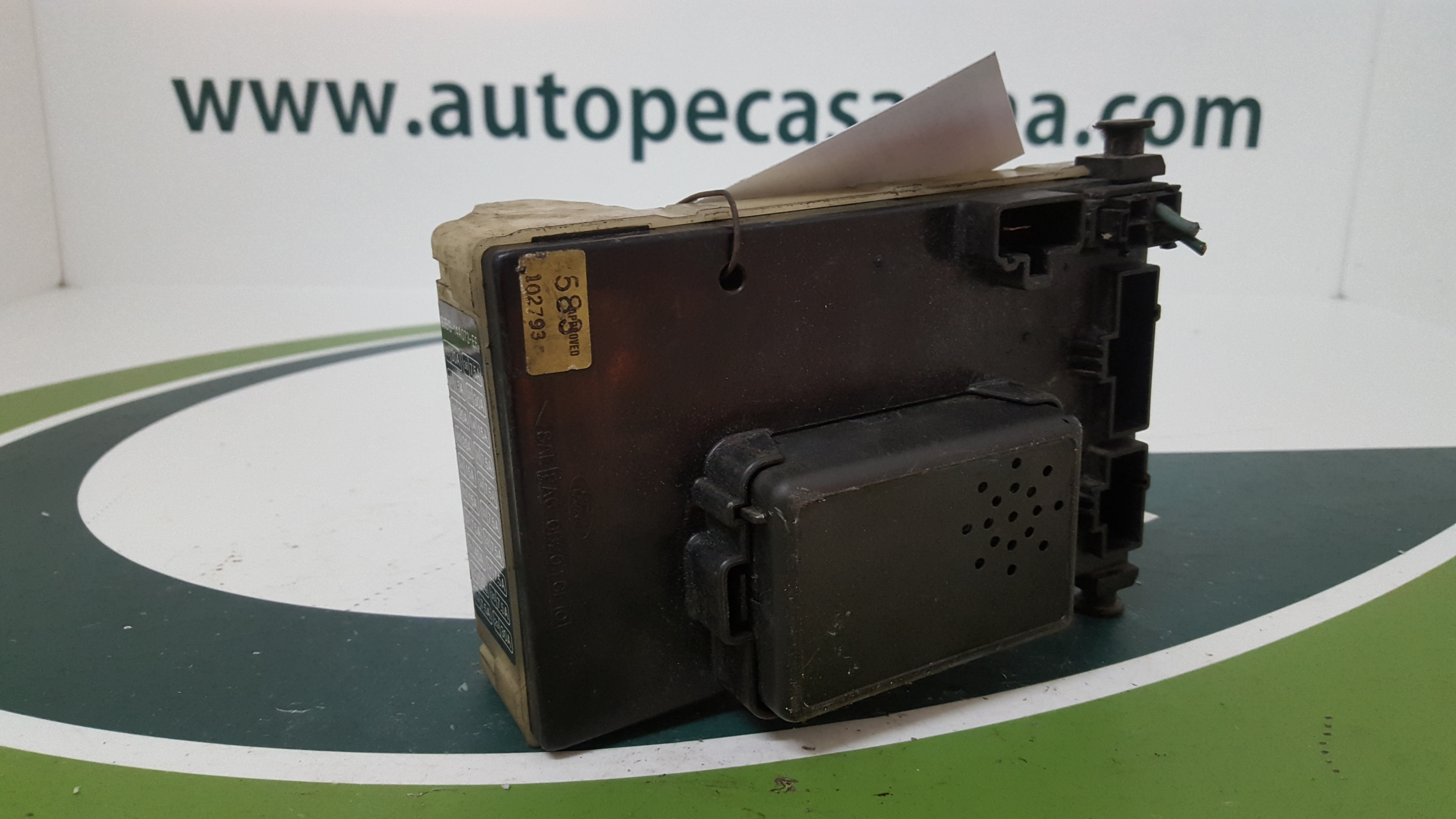 Caixa dos Fusíveis FORD MONDEO I (GBP) | 93 - 96 Imagem-1