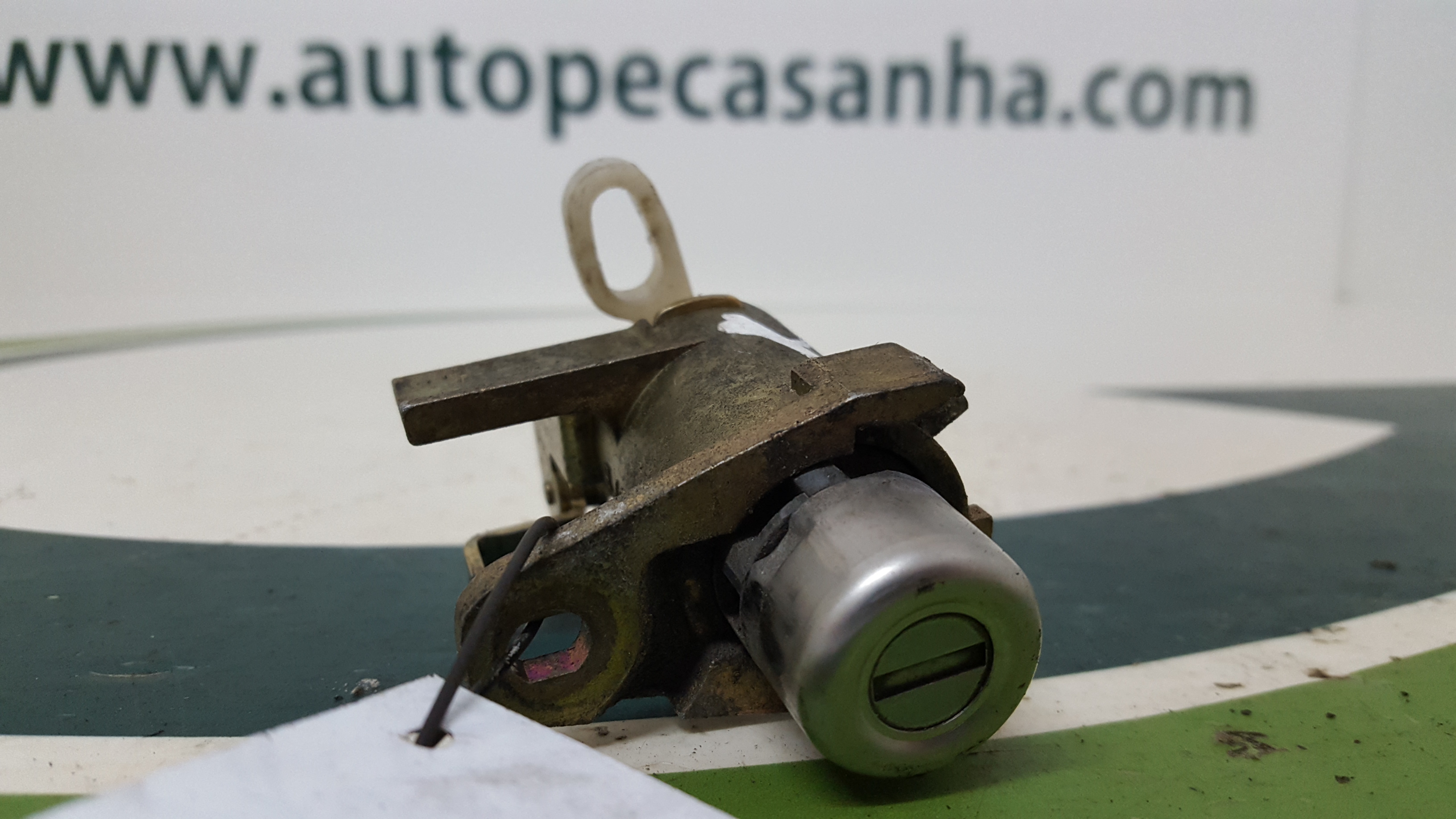 Canhão da Mala TOYOTA - ID S_41634