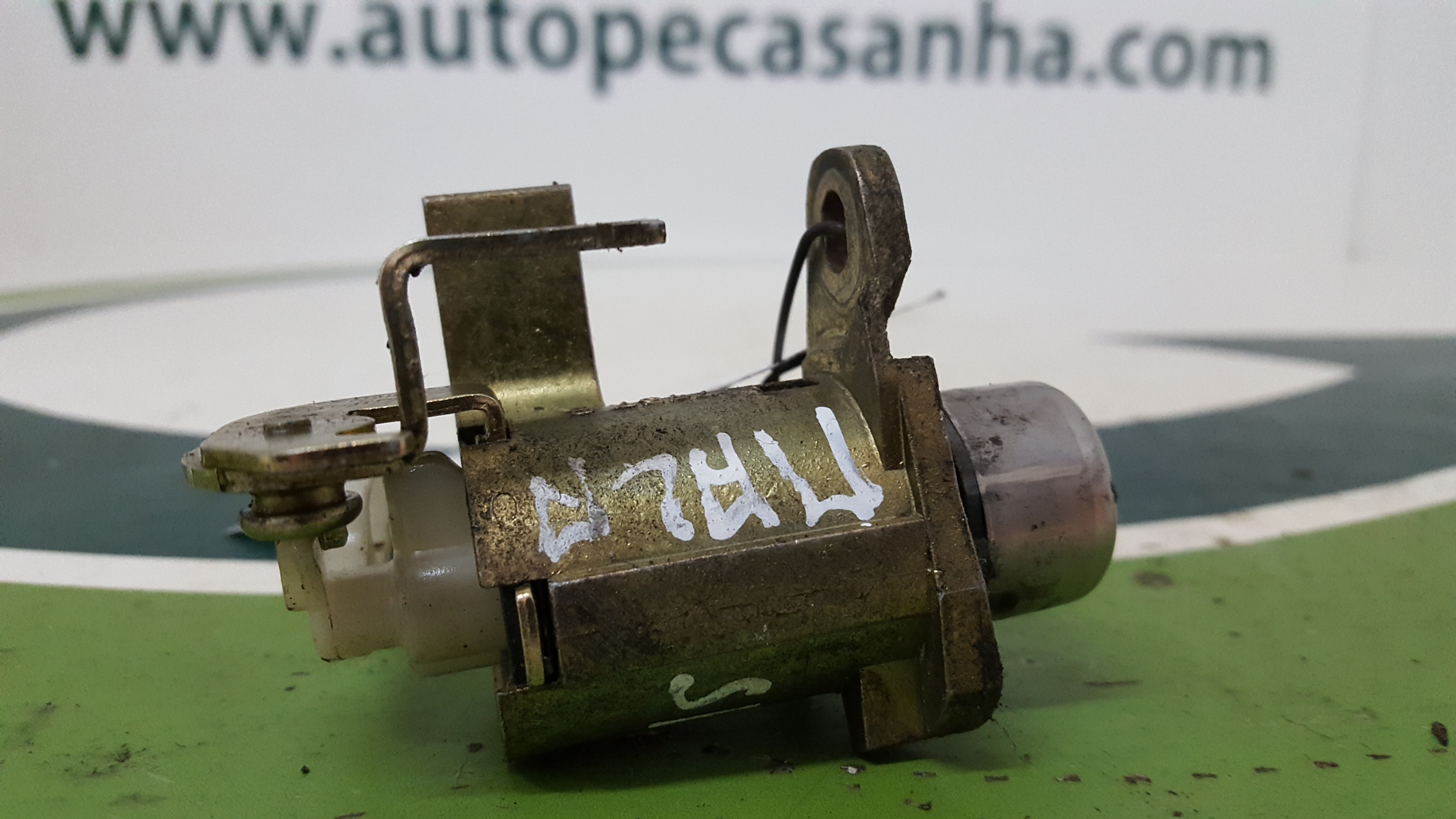 Canhão da Mala TOYOTA YARIS (_P1_) | 99 - 05 Imagem-2