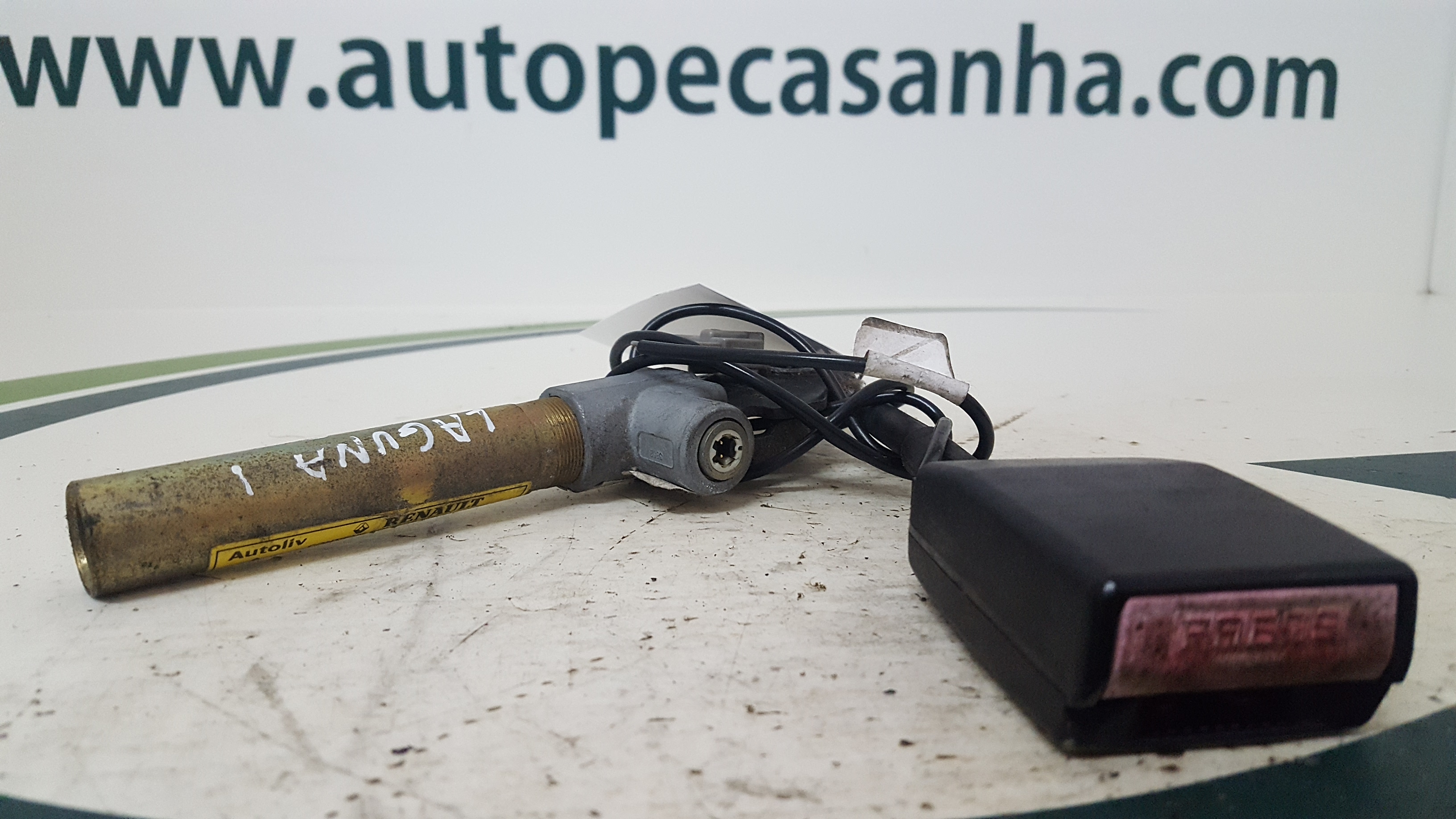 Engate Cinto Frente Esq RENAULT - ID S_41779