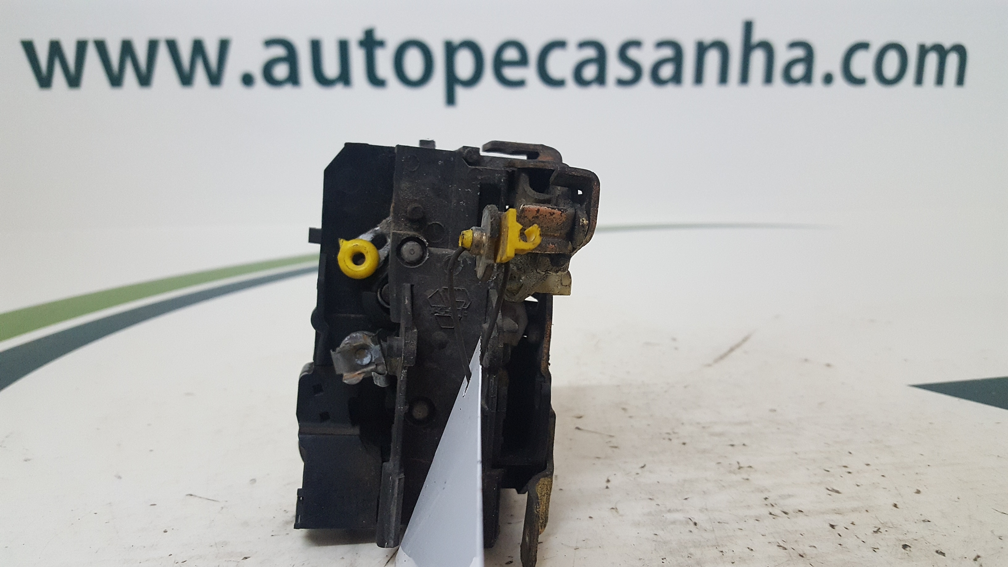 Fecho da Porta Frente Dto RENAULT LAGUNA I (B56_, 556_) | 93 - 02 Imagem-1