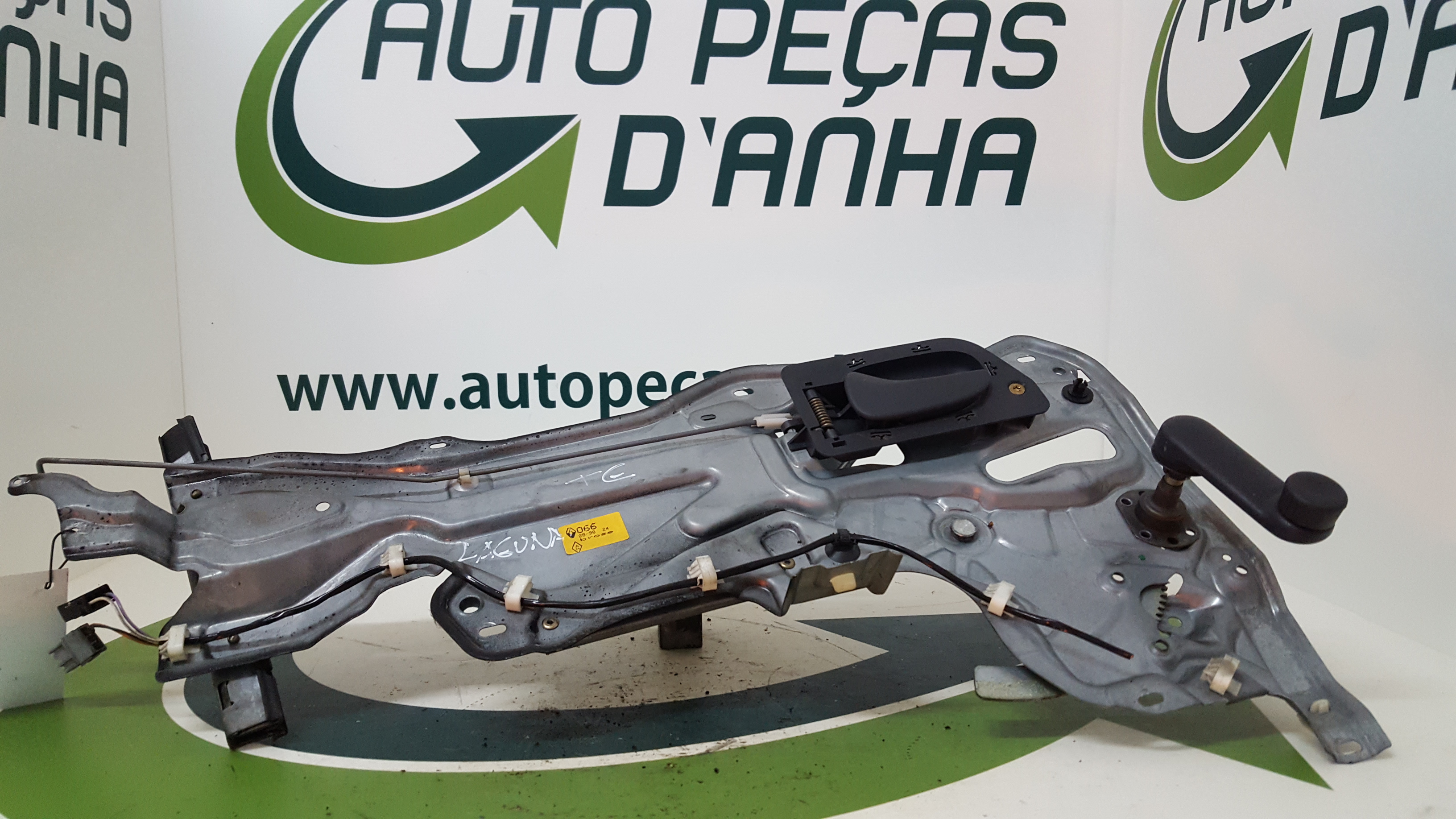 Elevador Trás Esq RENAULT - ID S_41839