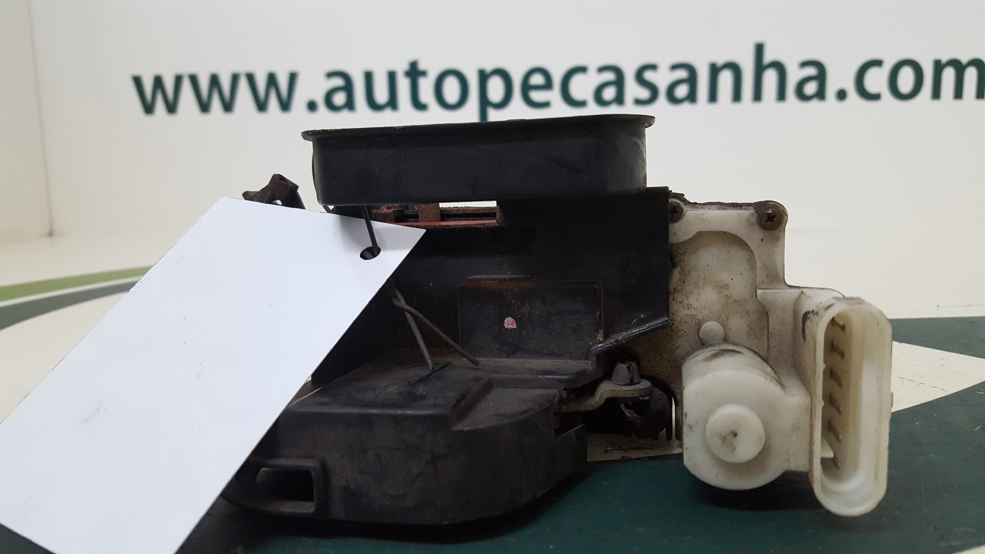 Fecho da Porta Frente Esq FIAT PUNTO (176_) | 93 - 99 Imagem-1