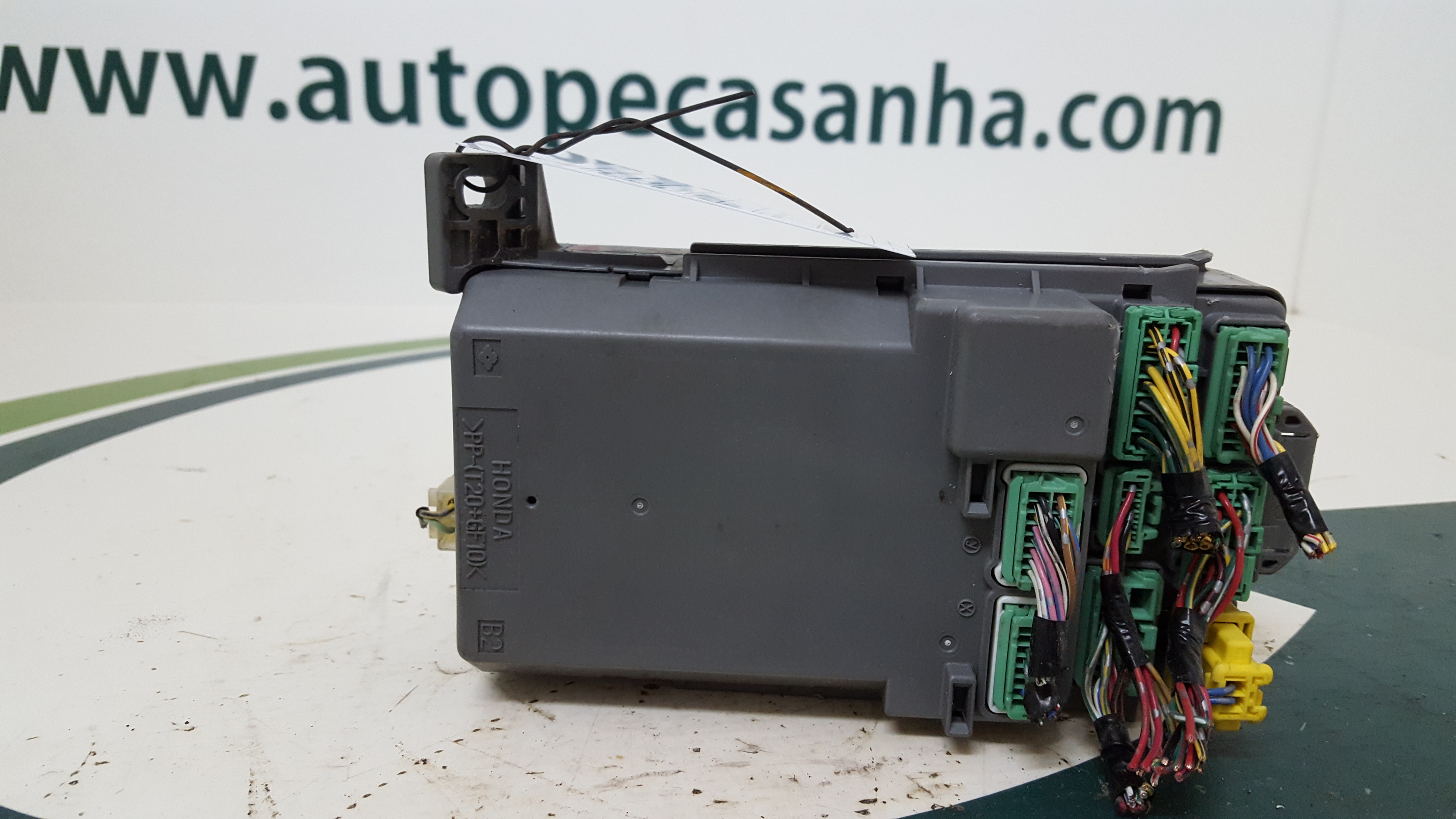 Caixa dos Fusíveis HONDA CIVIC VII três volumes (ES, ET) | 00 - 06 Imagem-1