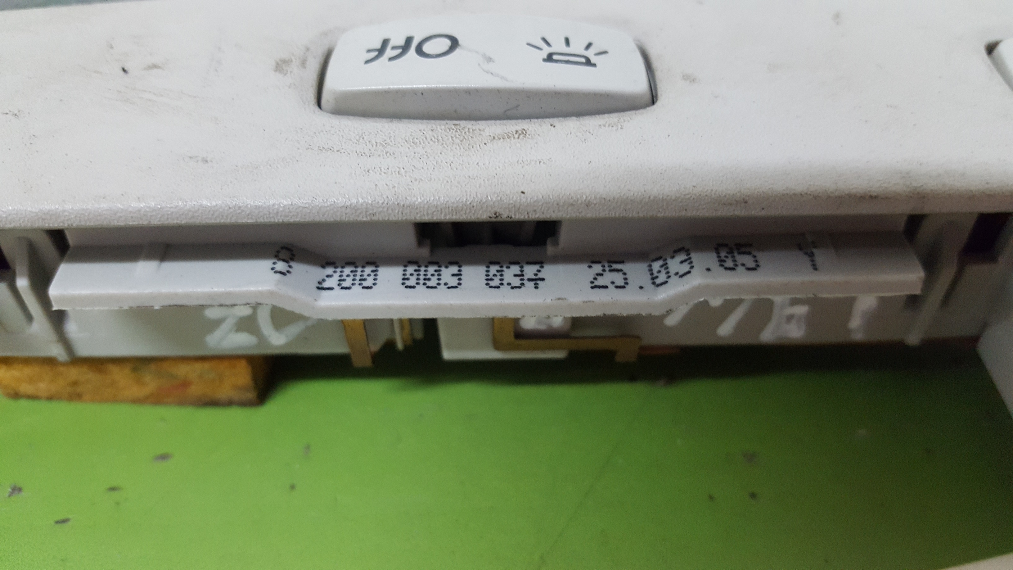 Plafonier  RENAULT LAGUNA II Grandtour (KG0/1_) | 01 - 07 Imagem-1