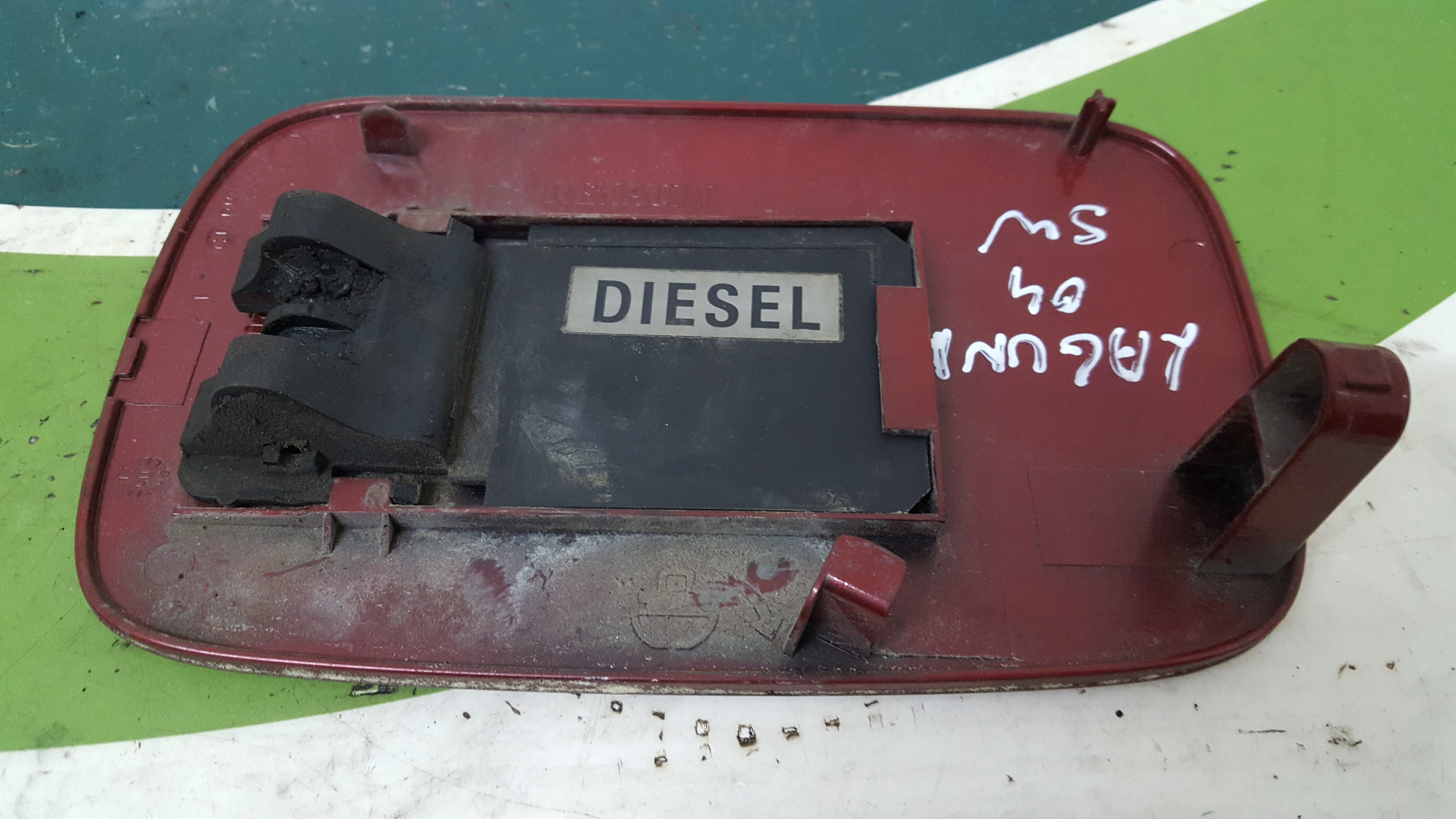 Tampa Exterior de Combustivel RENAULT LAGUNA II Grandtour (KG0/1_) | 01 - 07 Imagem-1