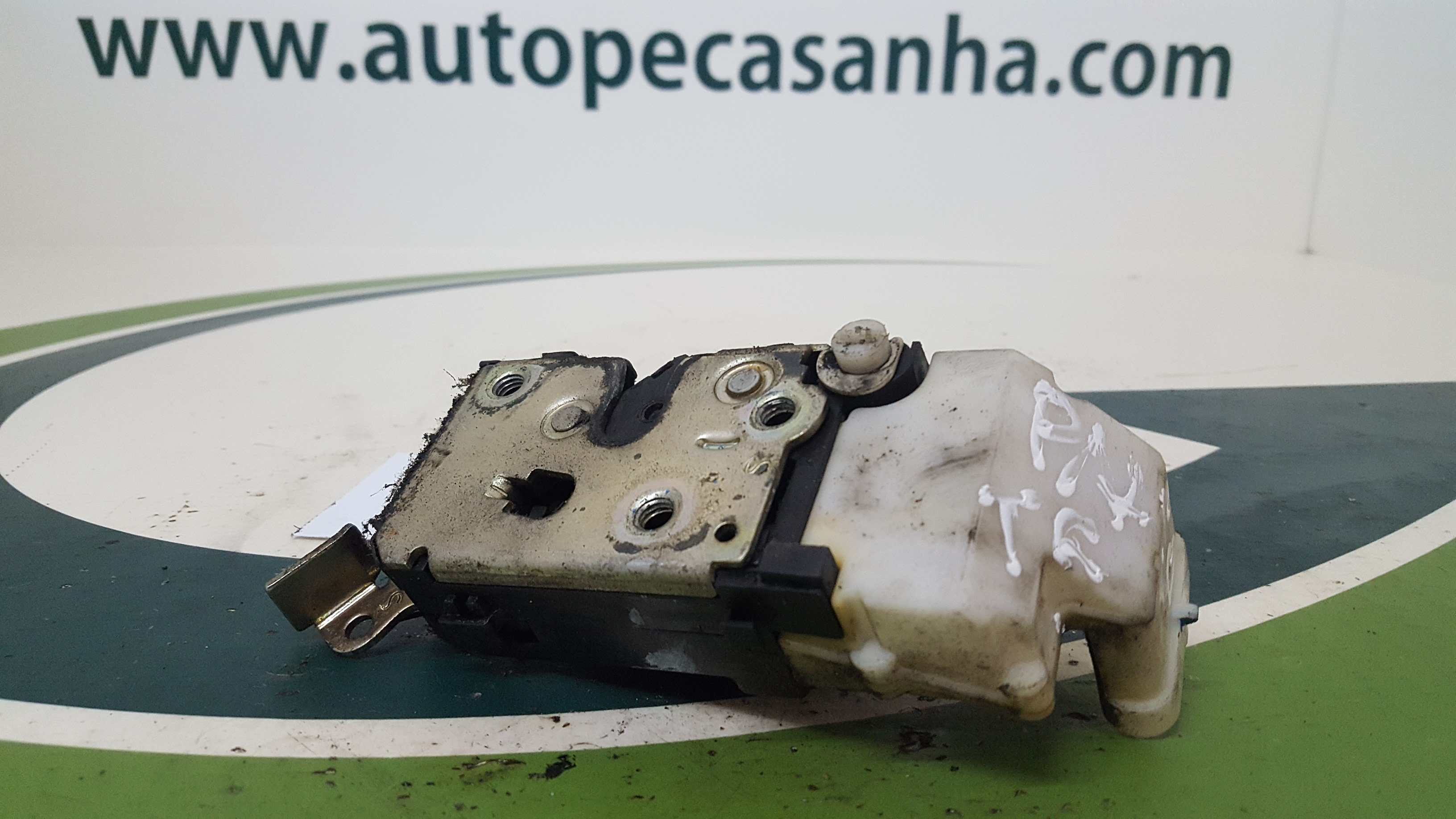 Fecho da Porta Trás Esq FIAT - ID S_42467